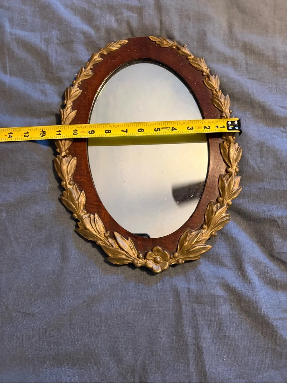 N/A small oval
